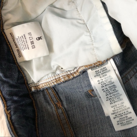 GOOD AMERICAN High Waist Distressed Denim Skirt! - Picture 6 of 8